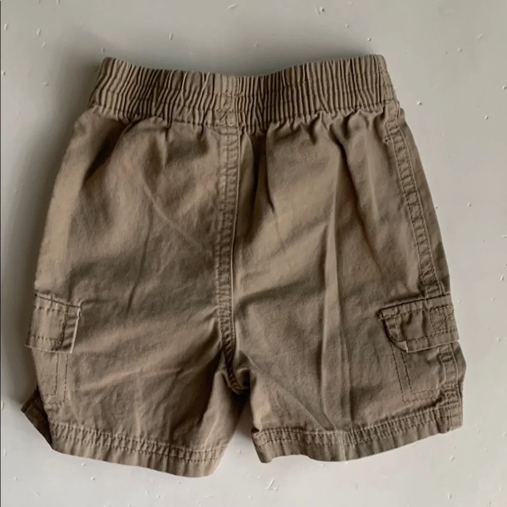 Carter's Jumping Beans Green Plaid and Tan Shorts Set Boys 2T
